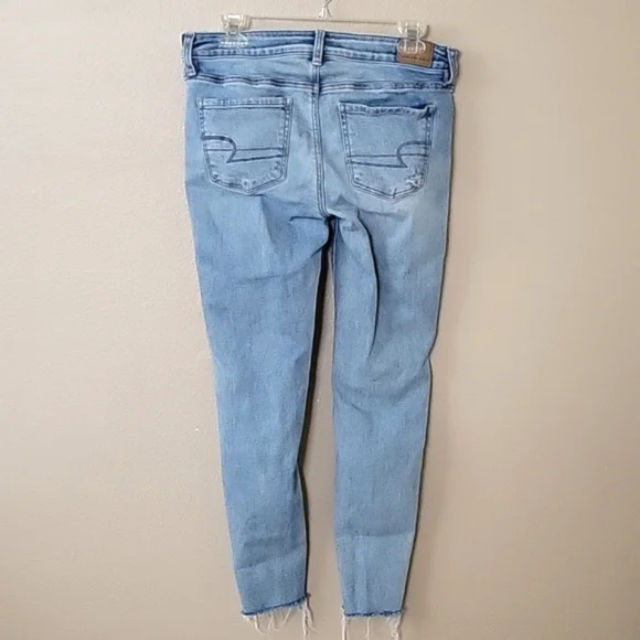 American Eagle Super Stretch Ripped Jeggings - Size 8 - Picture 4 of 10